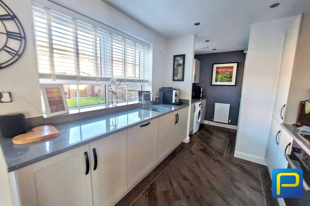 Property image 6 of 24