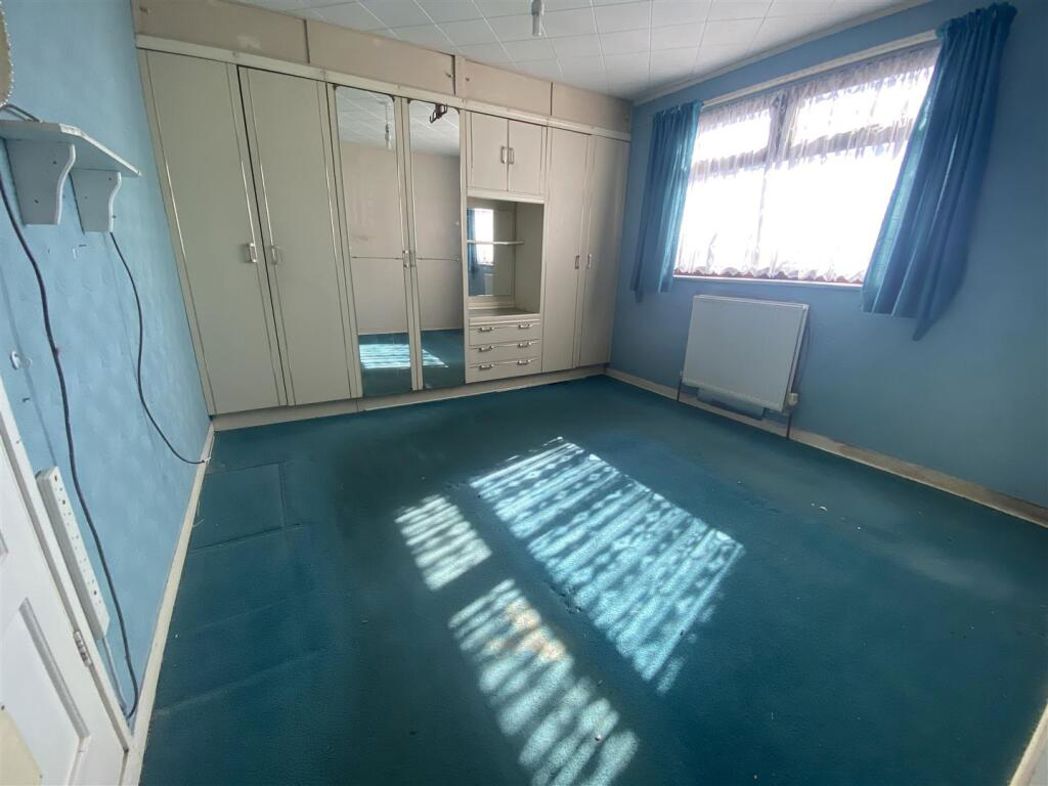 Property image 4 of 8