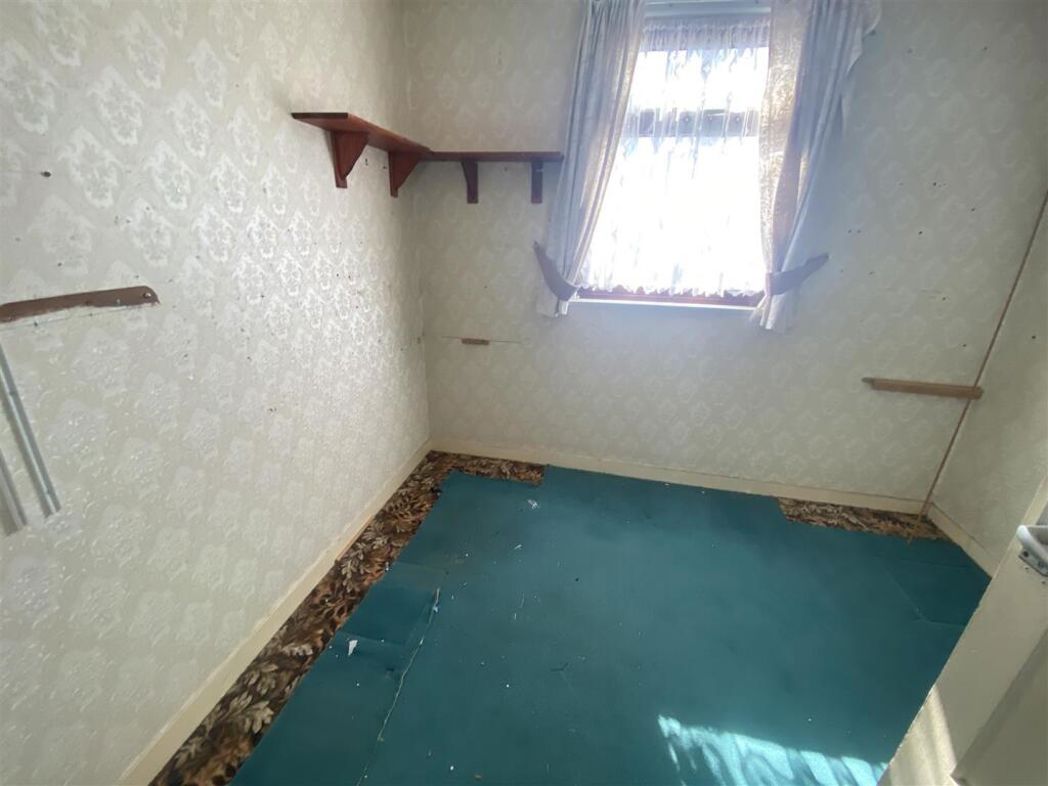 Property image 6 of 8