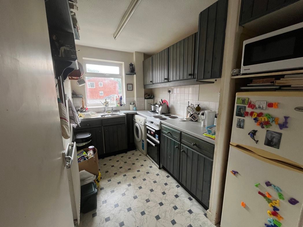 Property image 3 of 16