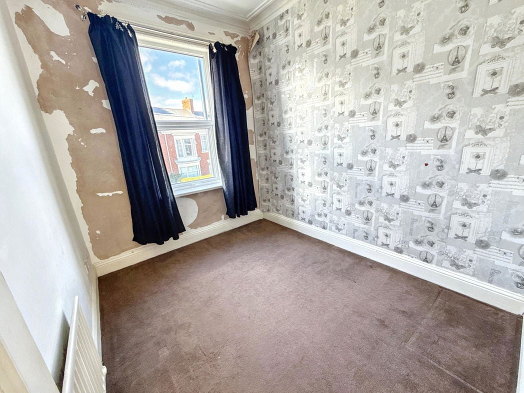 Property image 14 of 17