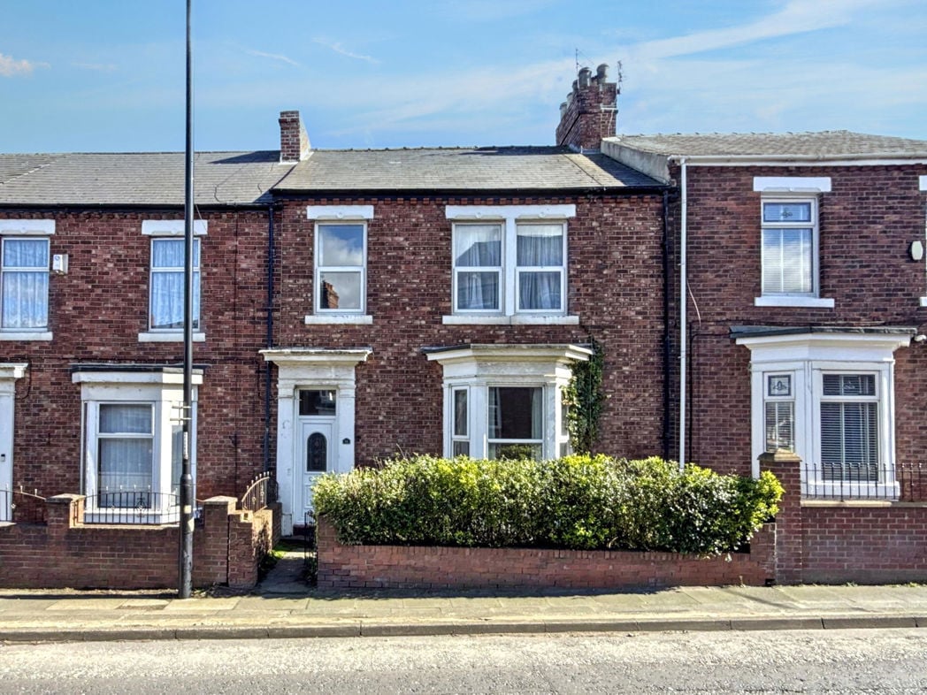 Property image 1 of 17