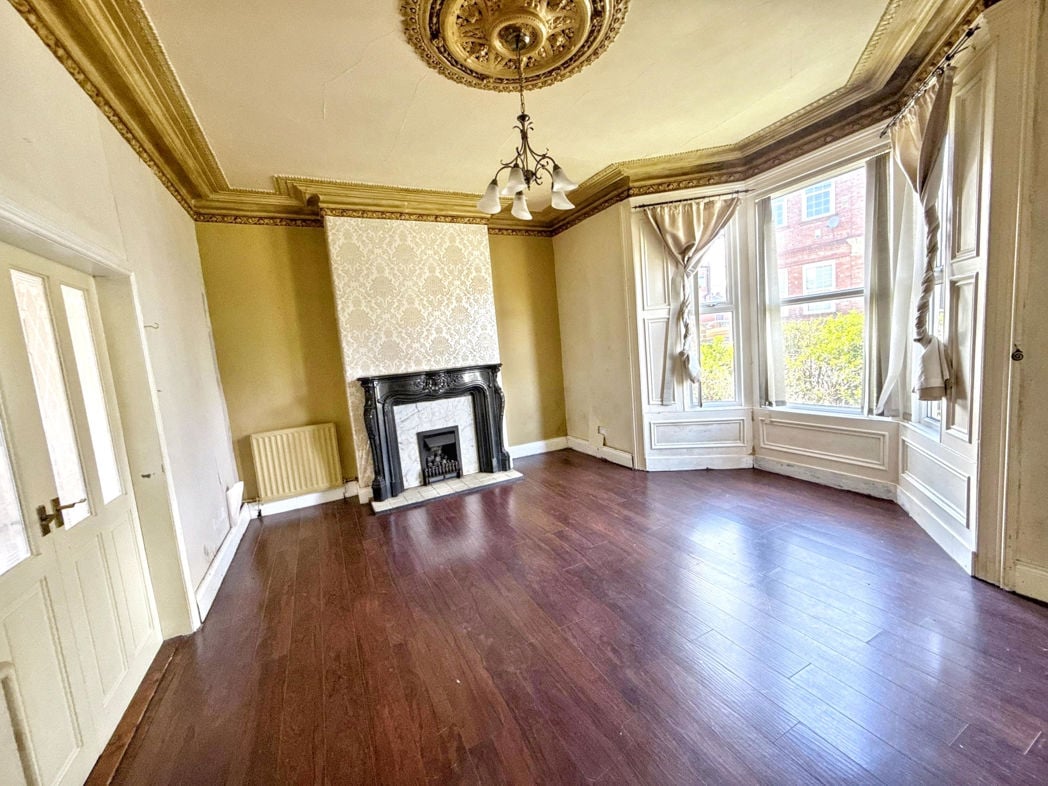 Property image 2 of 17