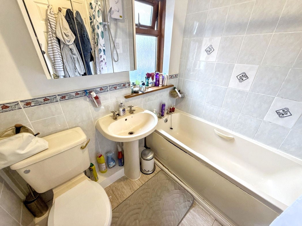 Property image 6 of 13