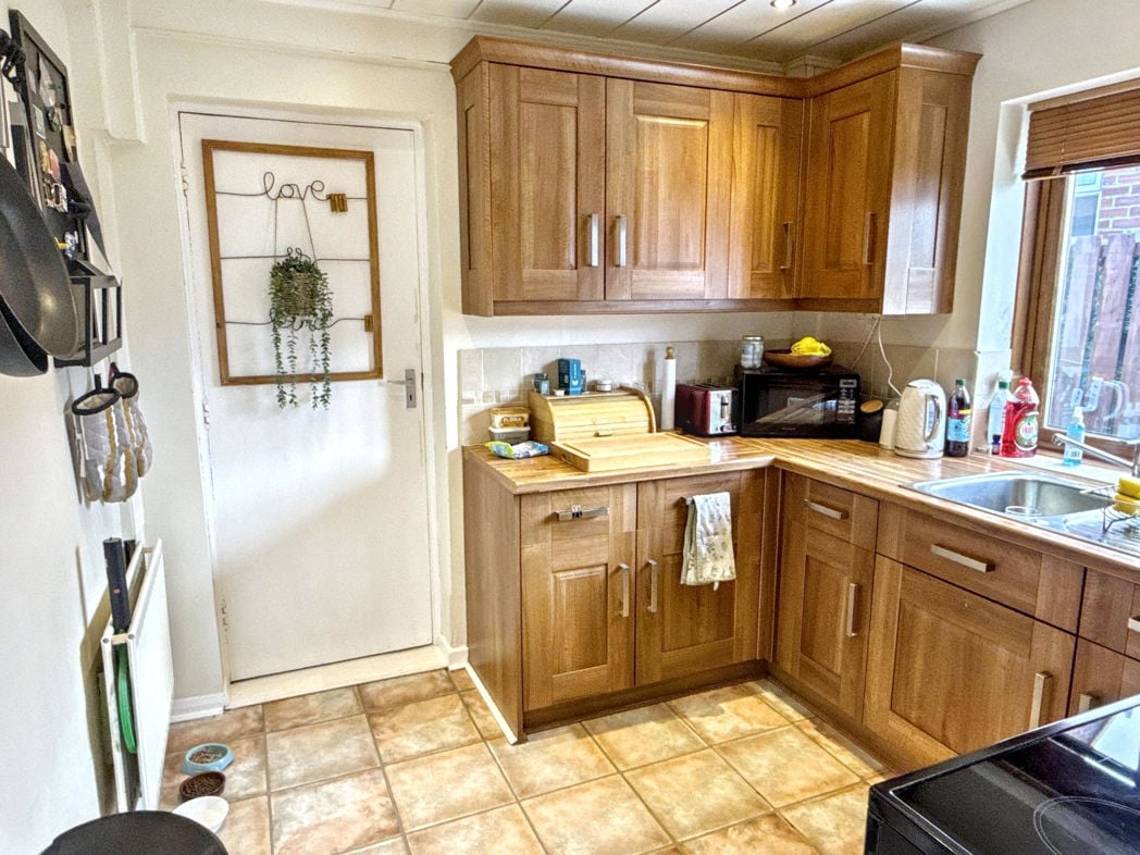 Property image 10 of 13
