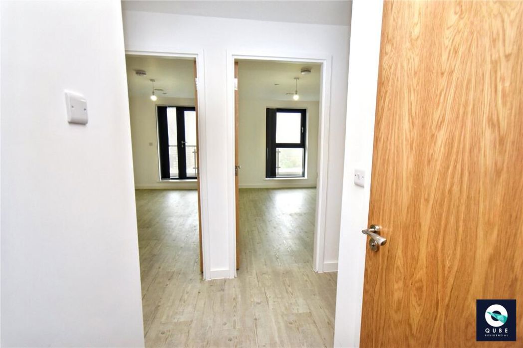 Property image 11 of 14