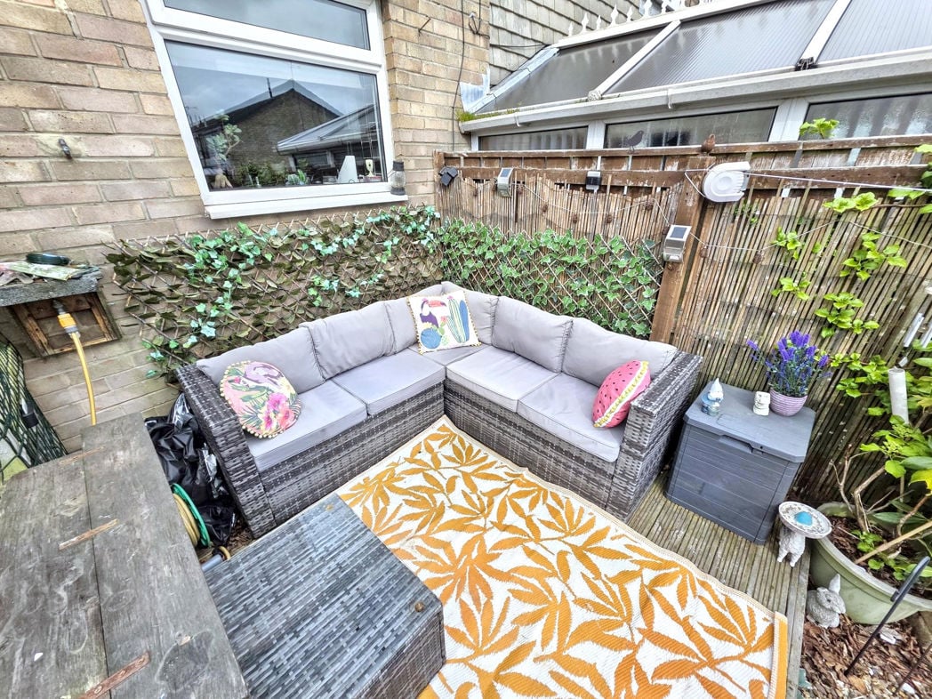 Property image 16 of 17