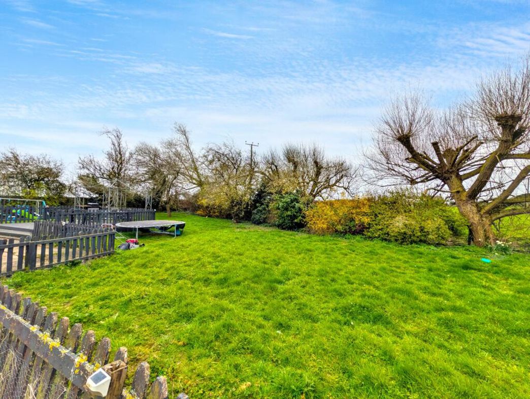 Property image 18 of 18