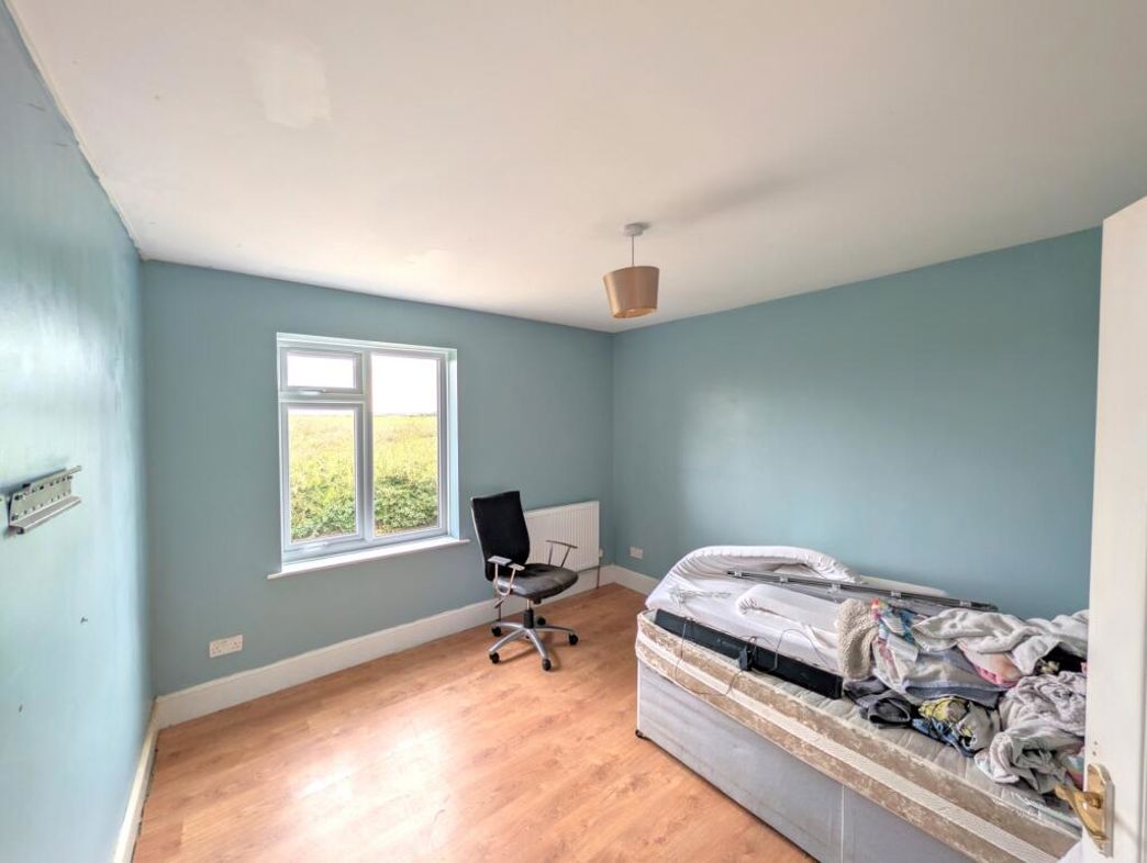 Property image 10 of 18