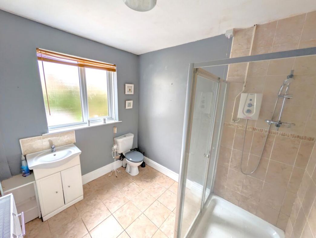 Property image 7 of 18
