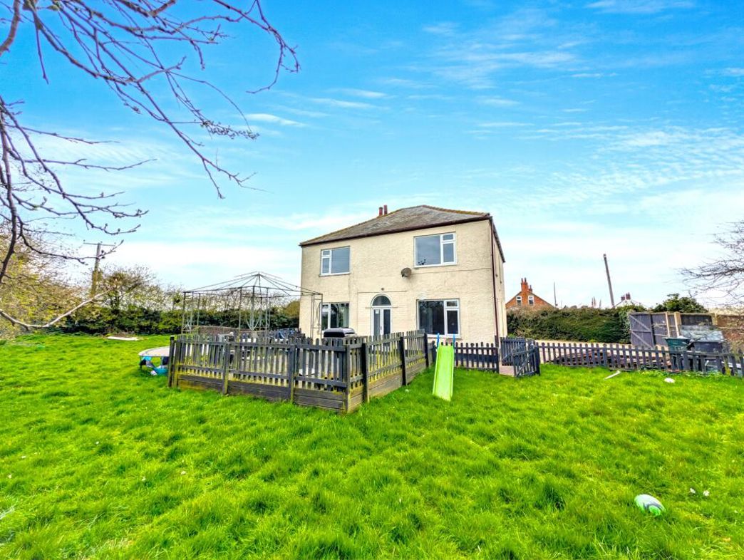 Property image 1 of 18