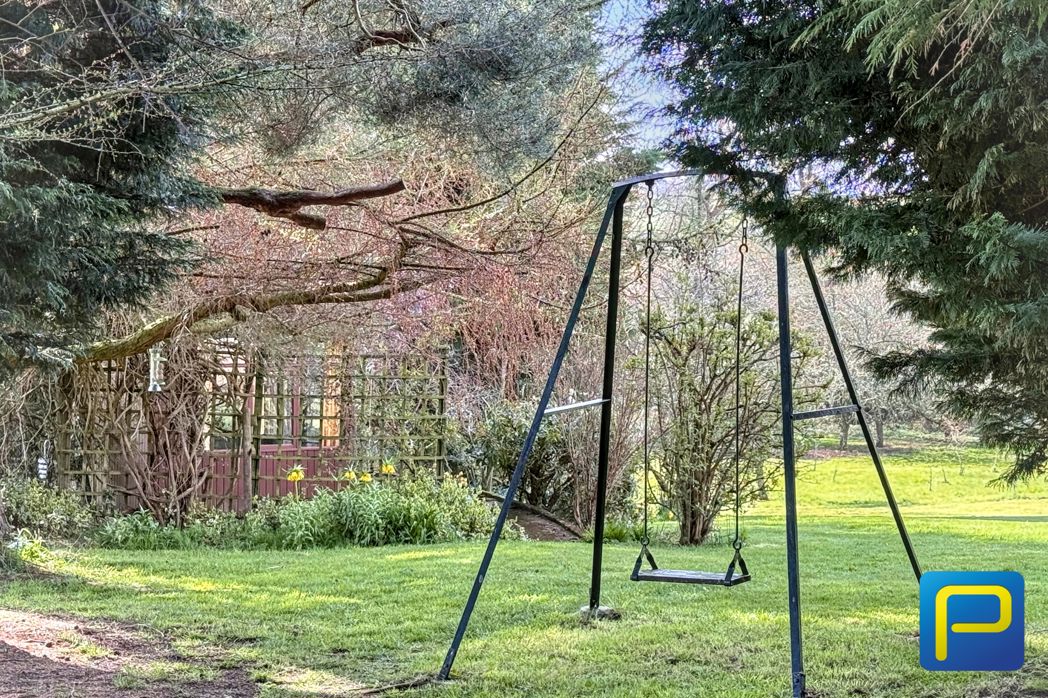 Property image 29 of 44