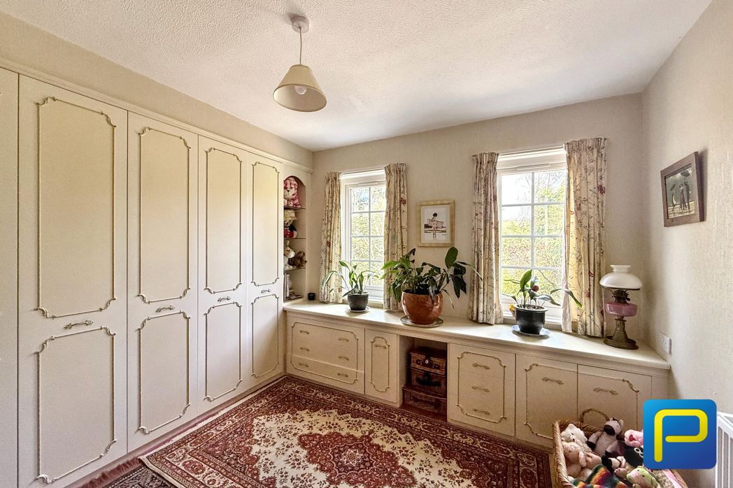 Property image 26 of 44