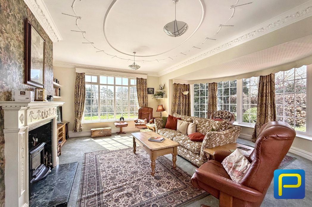 Property image 18 of 44