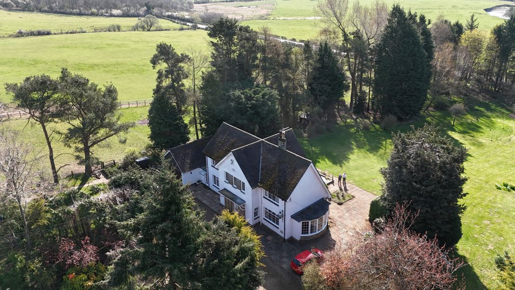 Property image 33 of 44