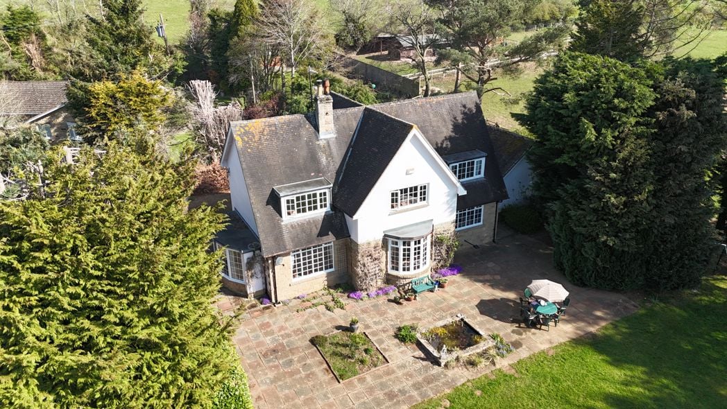 Property image 35 of 44