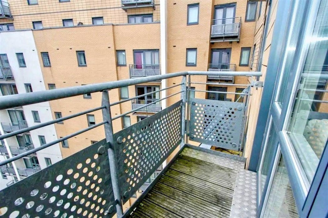Property image 3 of 9