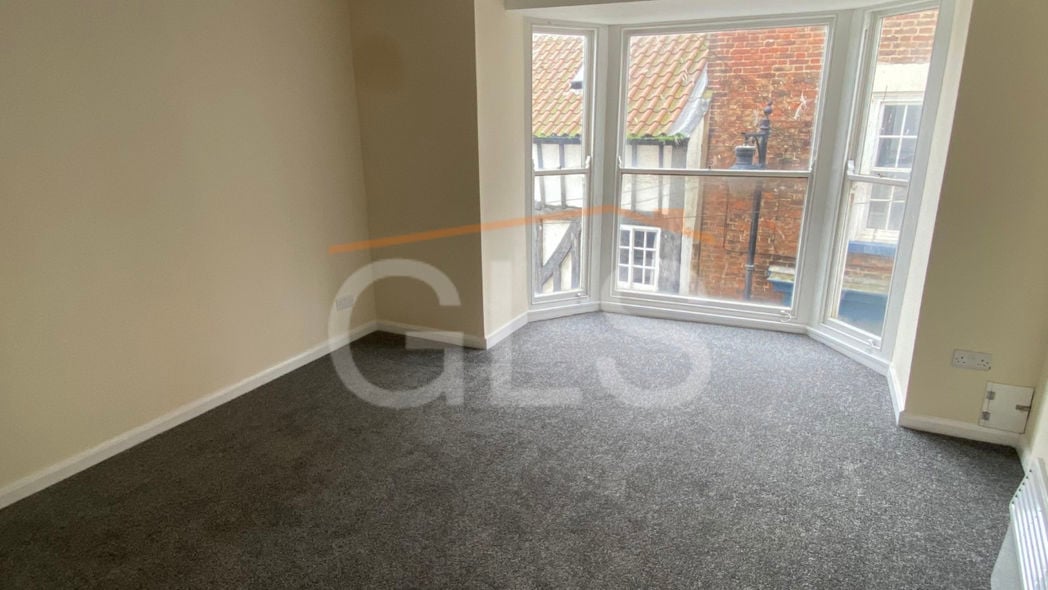 Property image 2 of 13