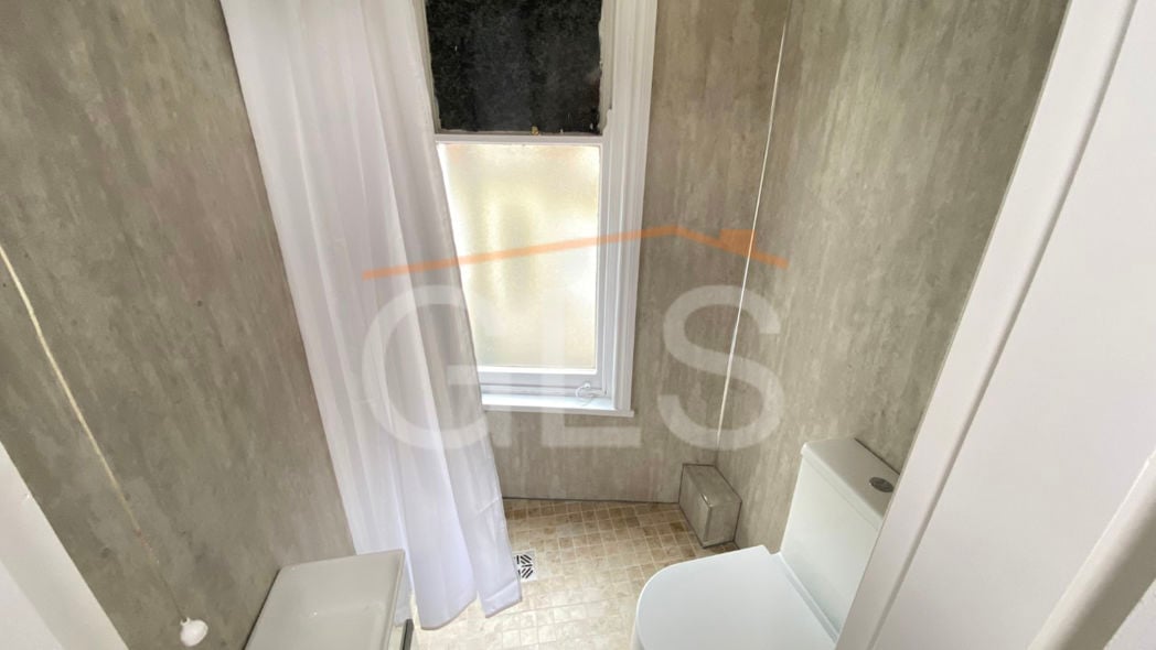 Property image 6 of 13