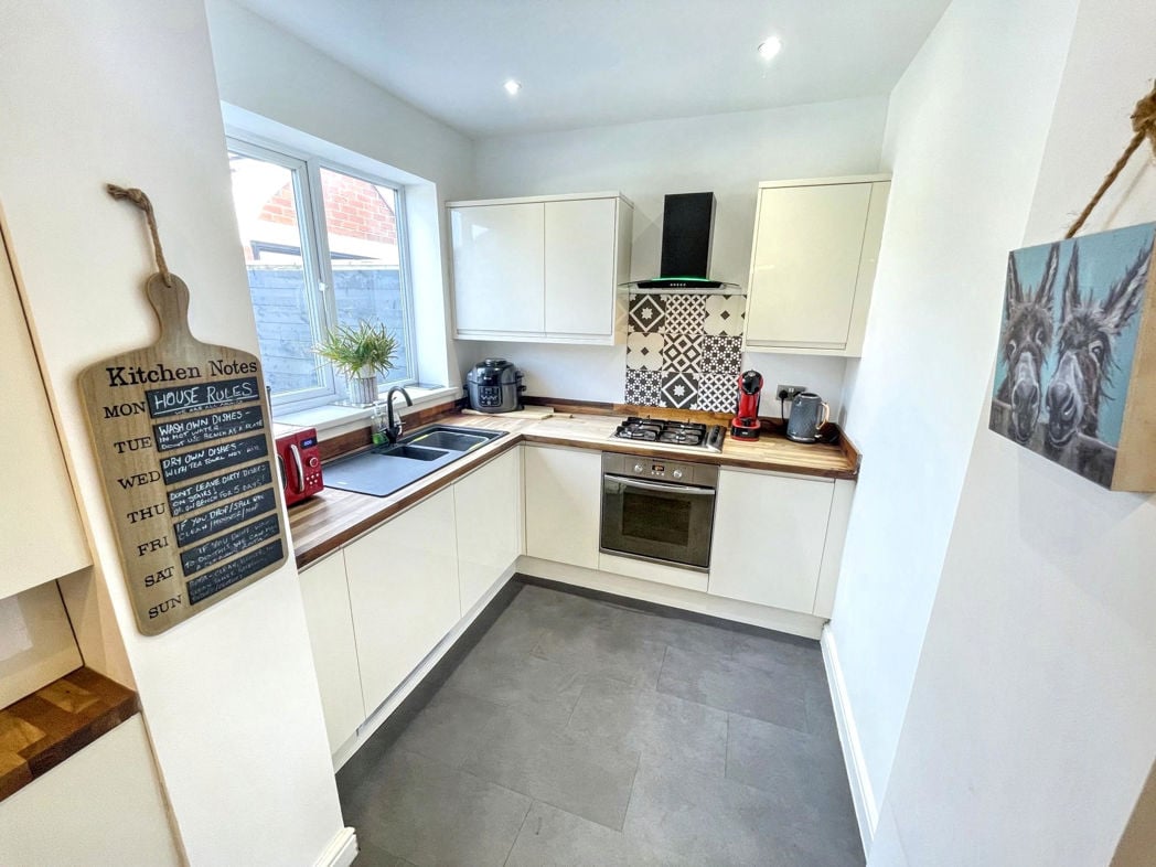Property image 5 of 15