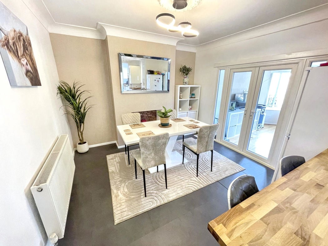 Property image 3 of 15