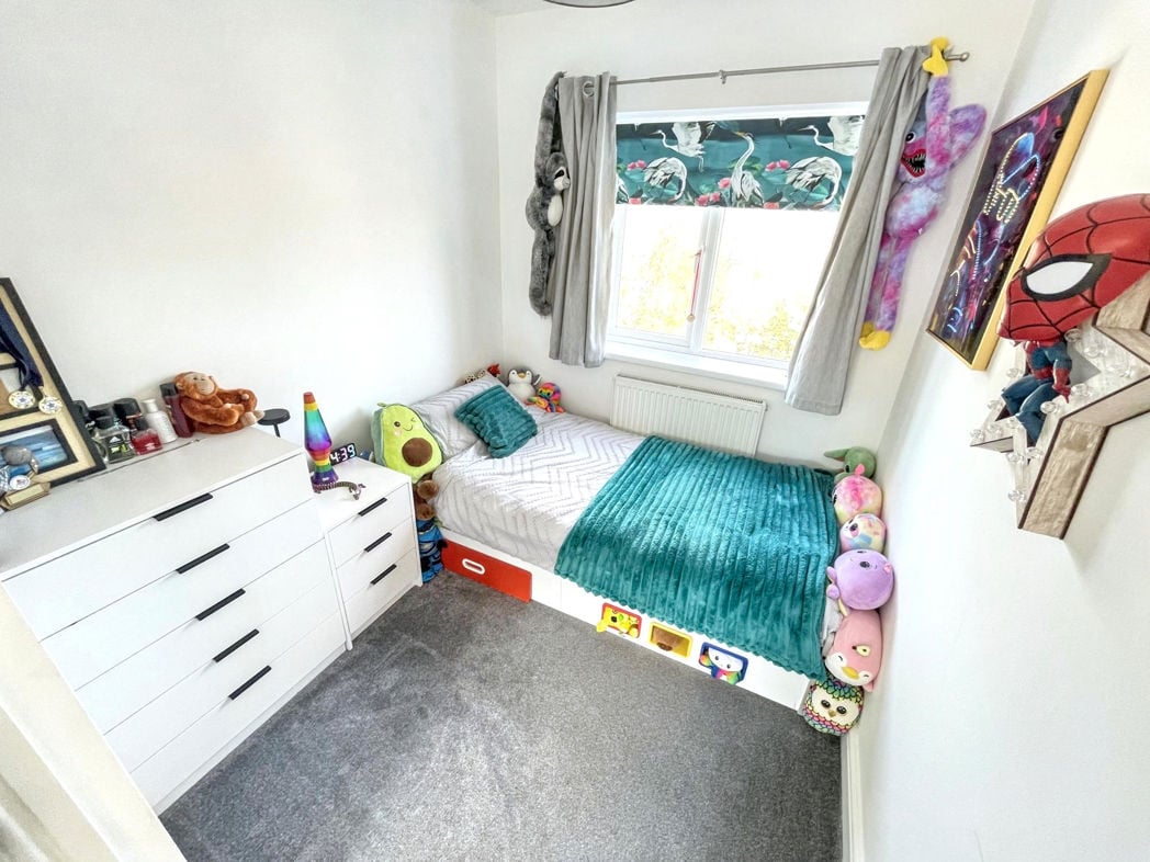 Property image 12 of 15