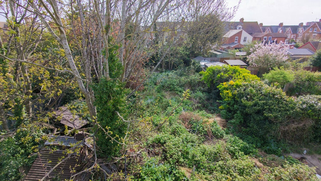 Property image 7 of 9