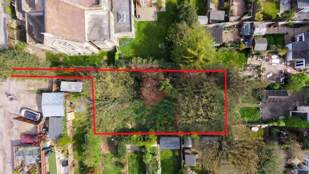 Property image 8 of 9