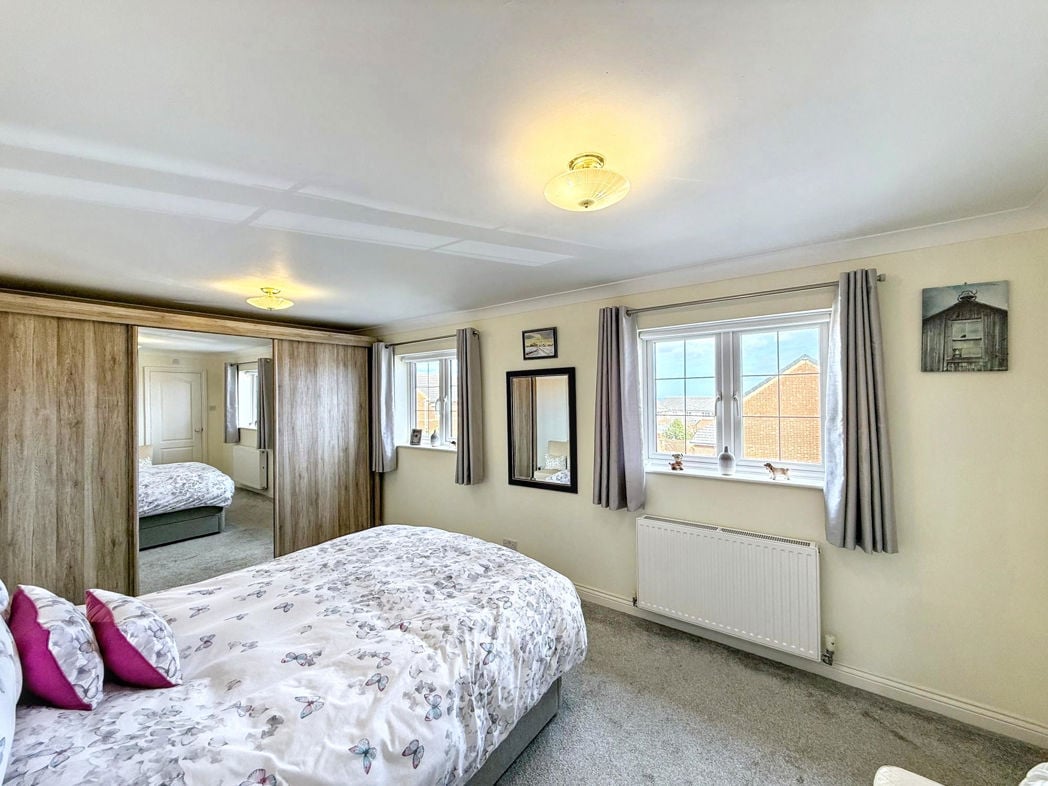 Property image 13 of 26