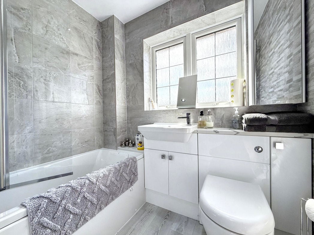 Property image 21 of 26