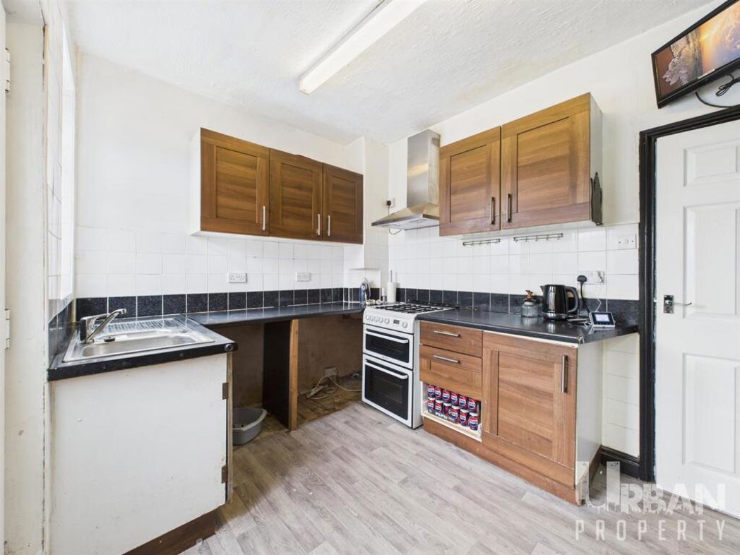 Property image 3 of 11