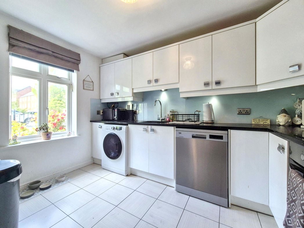 Property image 9 of 20