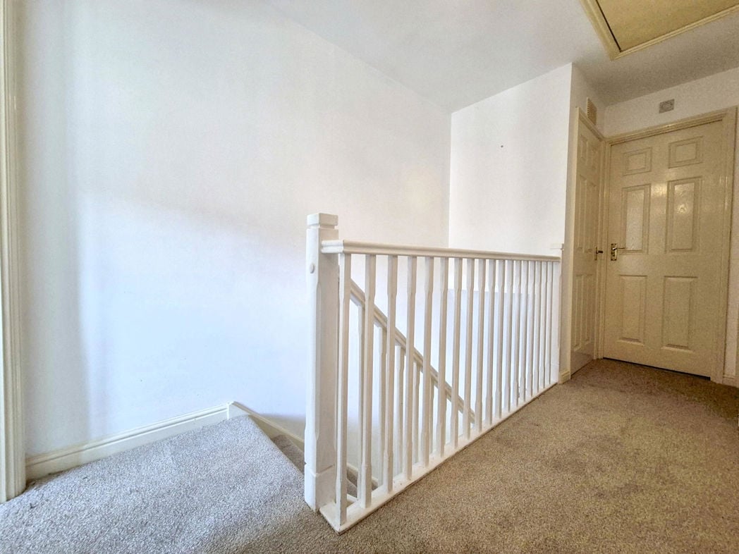 Property image 10 of 20
