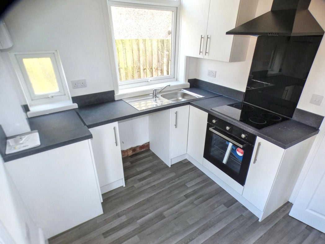 Property image 2 of 7