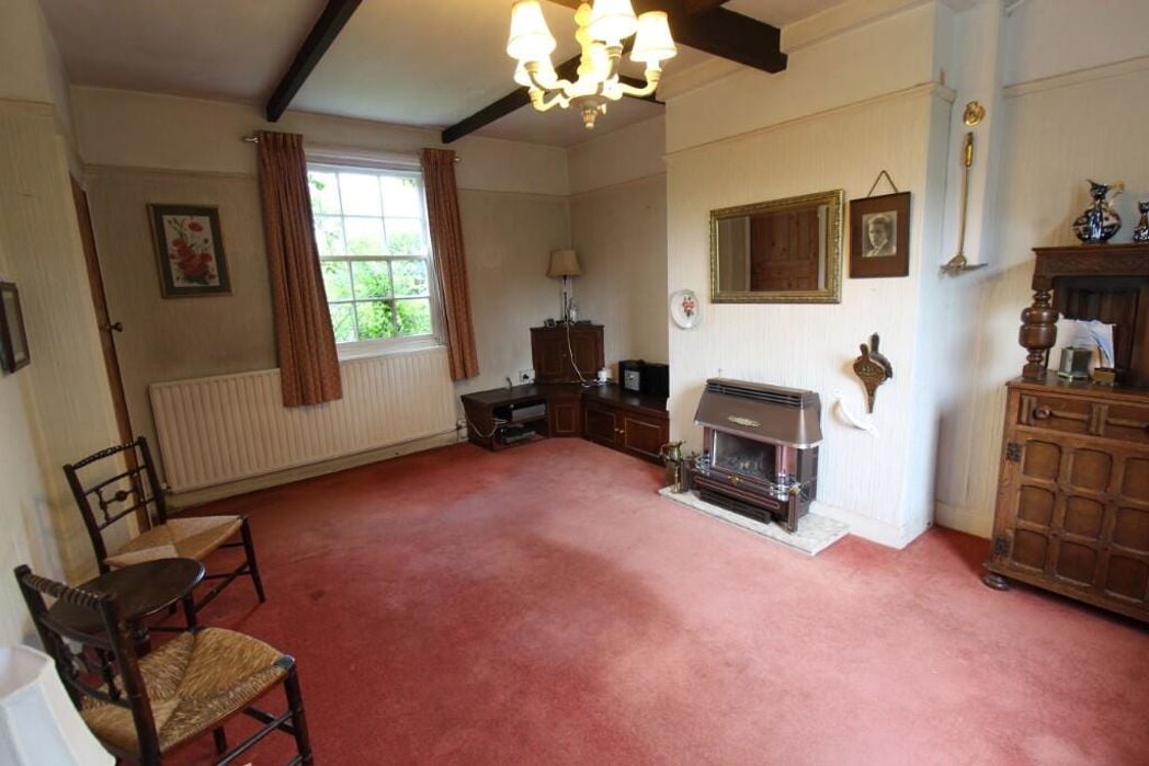 Property image 3 of 12