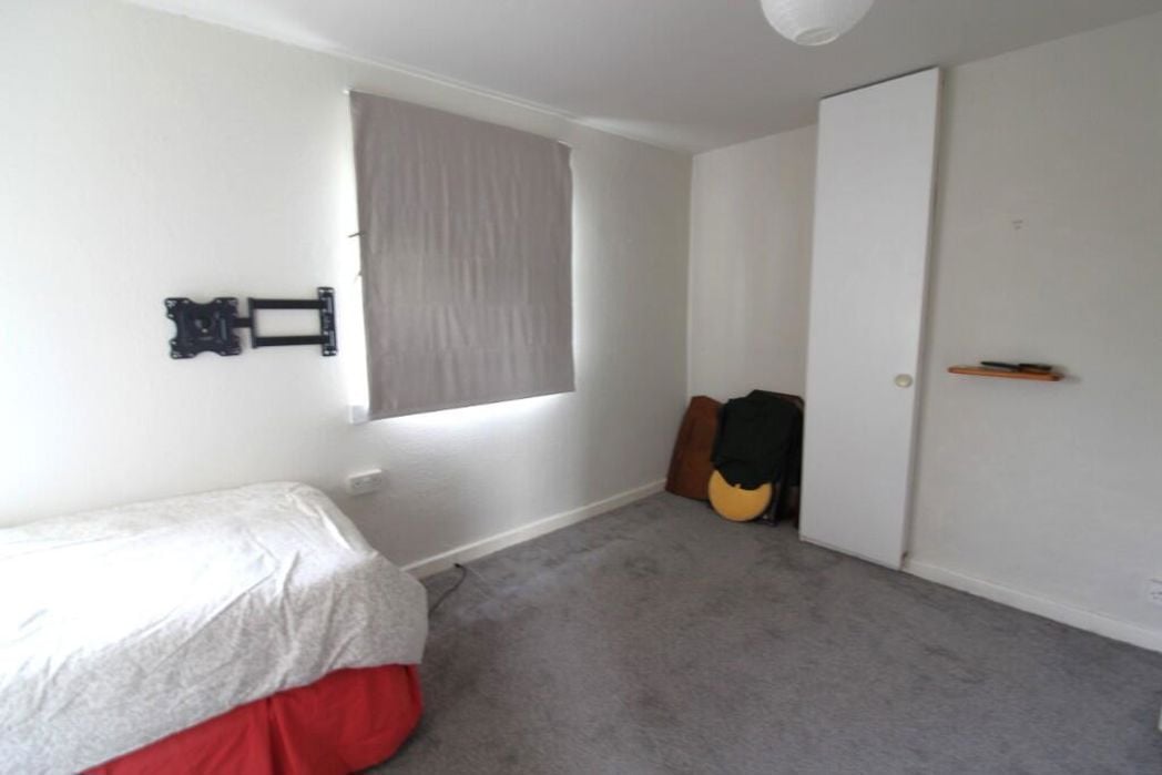 Property image 7 of 12
