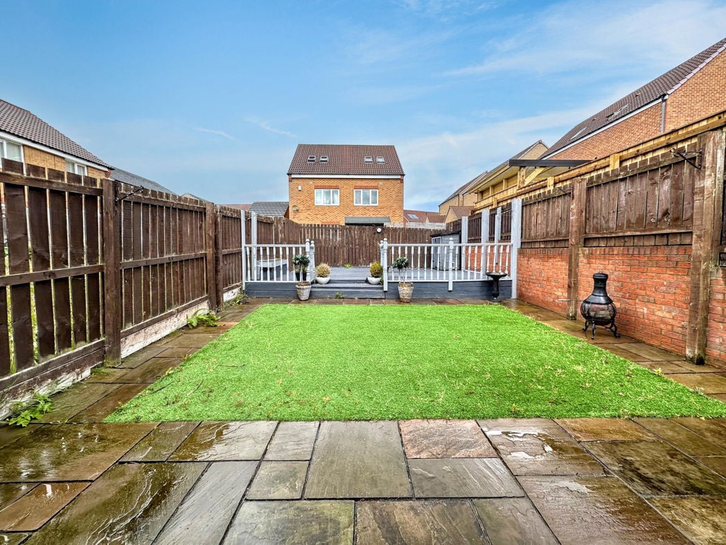 Property image 16 of 18