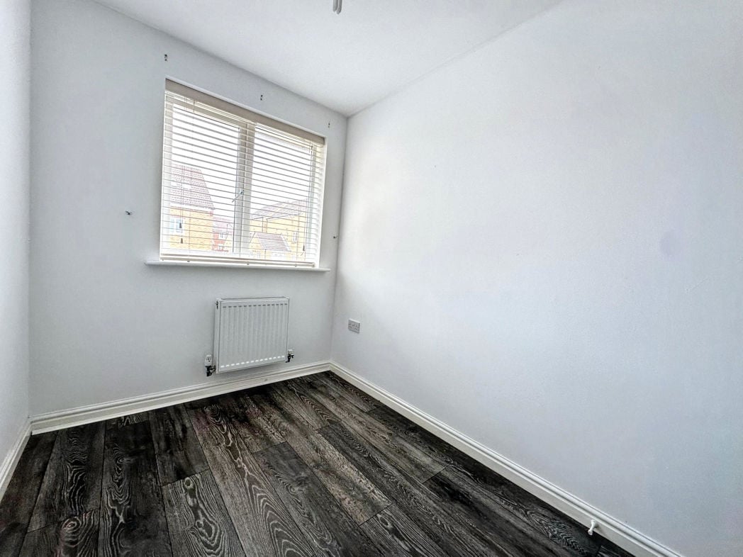 Property image 13 of 18