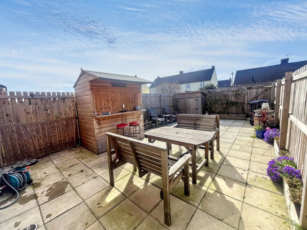 Property image 11 of 12