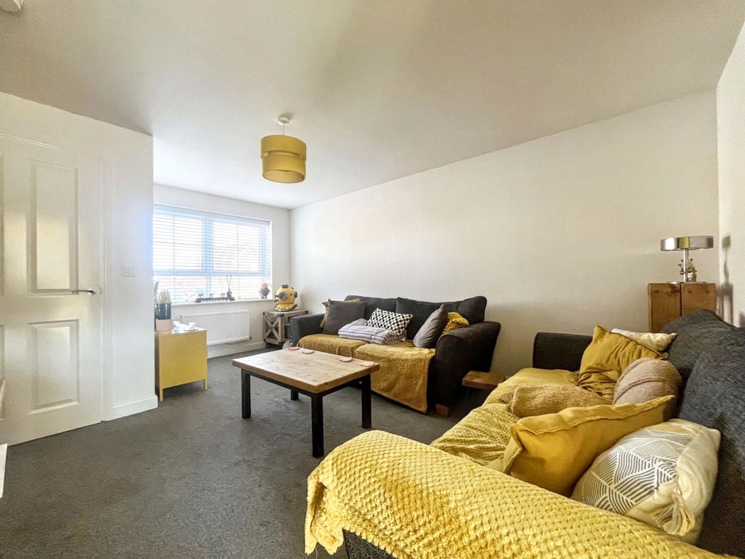 Property image 5 of 12