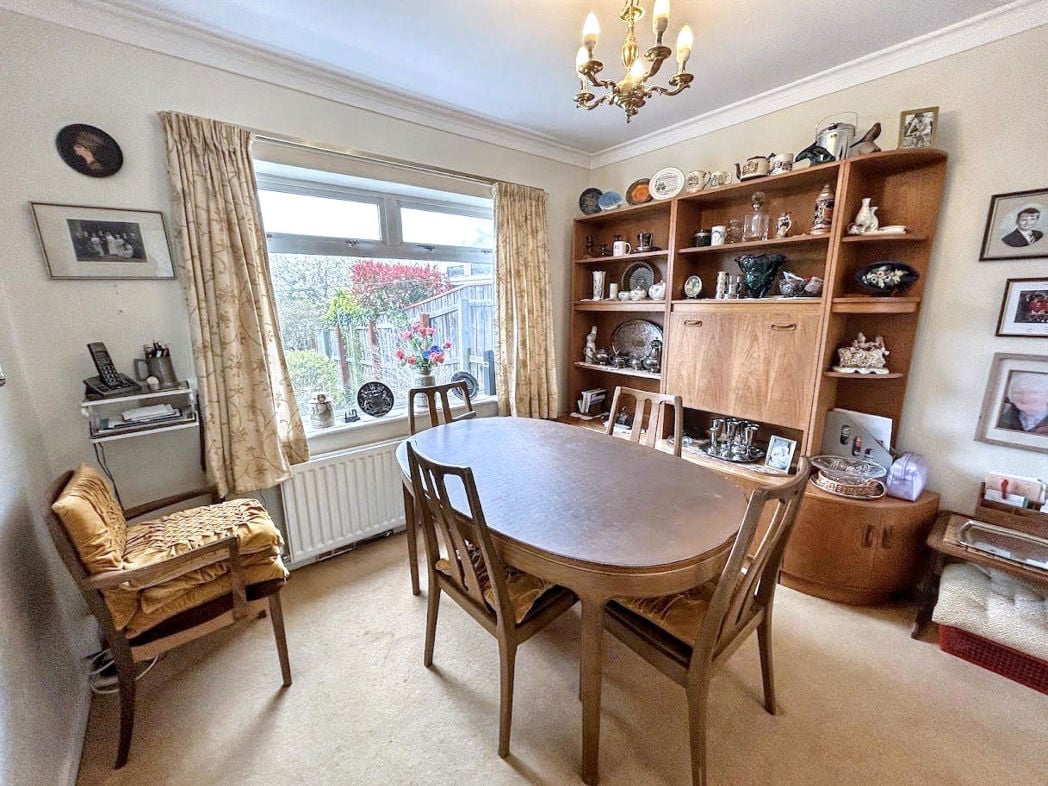 Property image 3 of 18