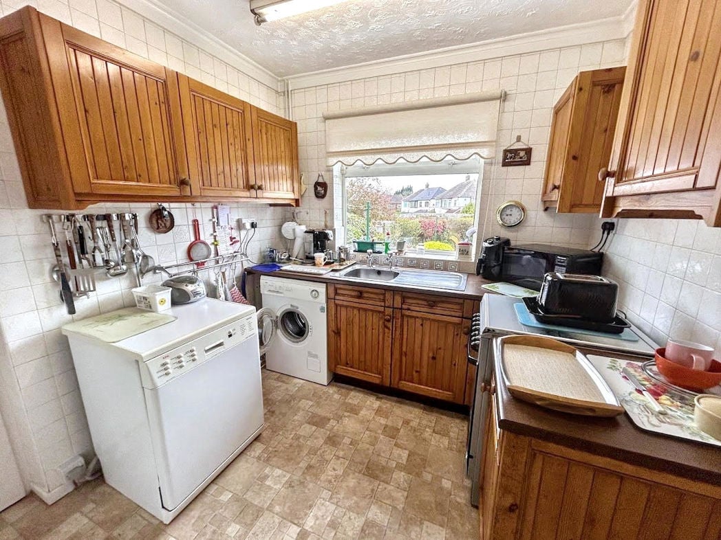 Property image 4 of 18