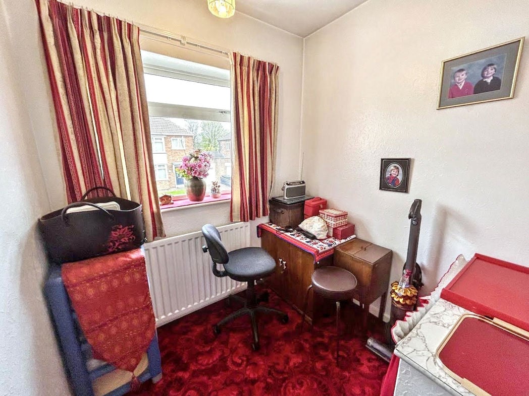 Property image 10 of 18