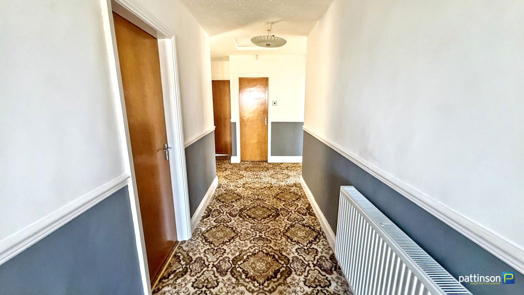 Property image 3 of 33