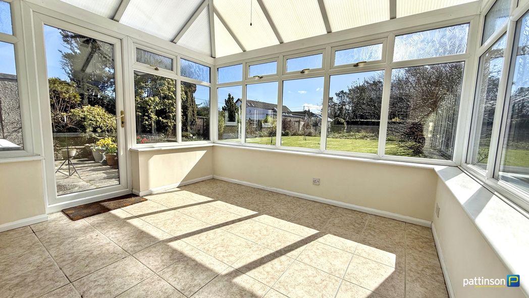 Property image 12 of 33