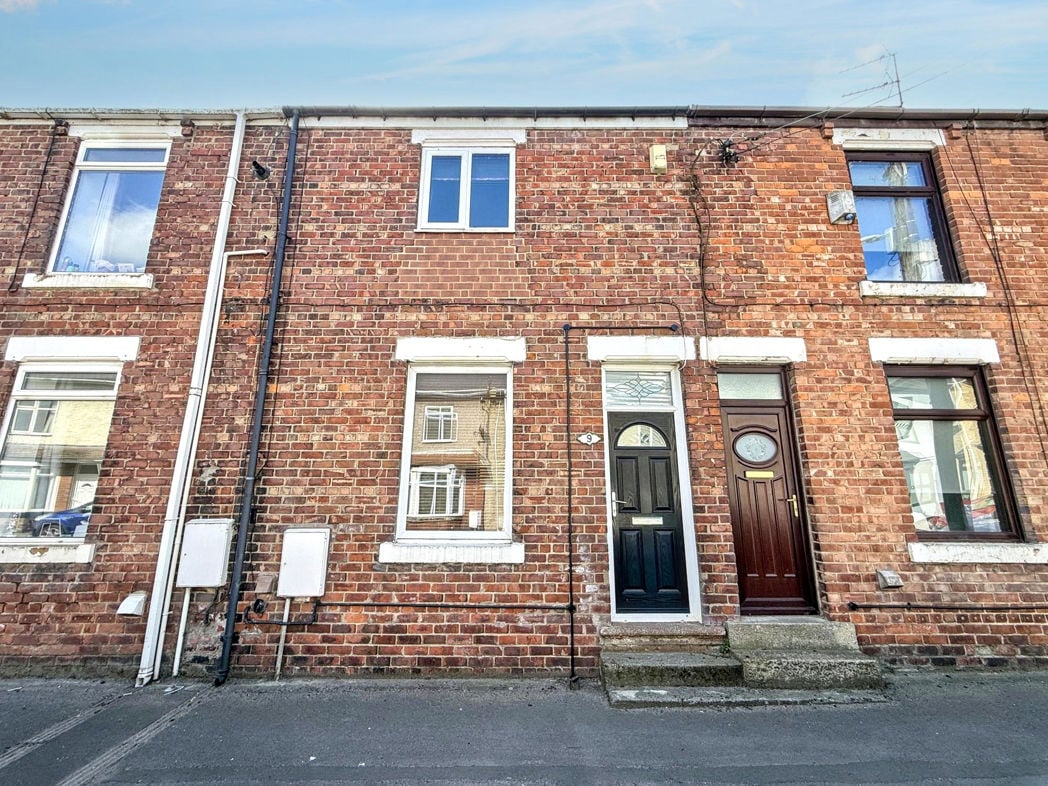 Property image 1 of 18