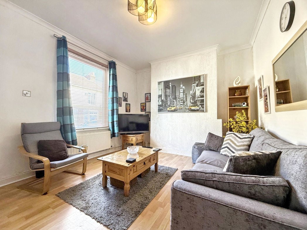 Property image 4 of 18
