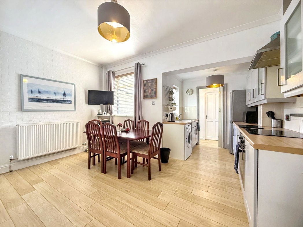 Property image 5 of 18