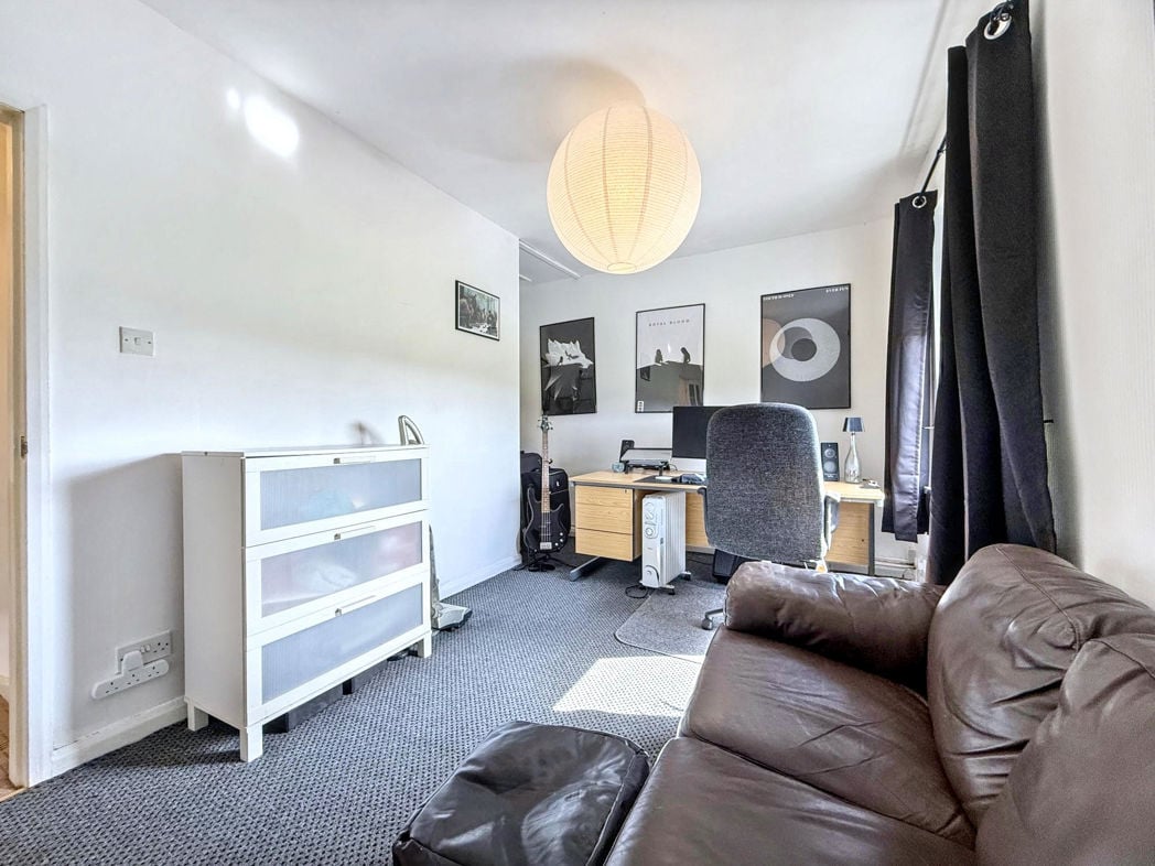 Property image 14 of 18