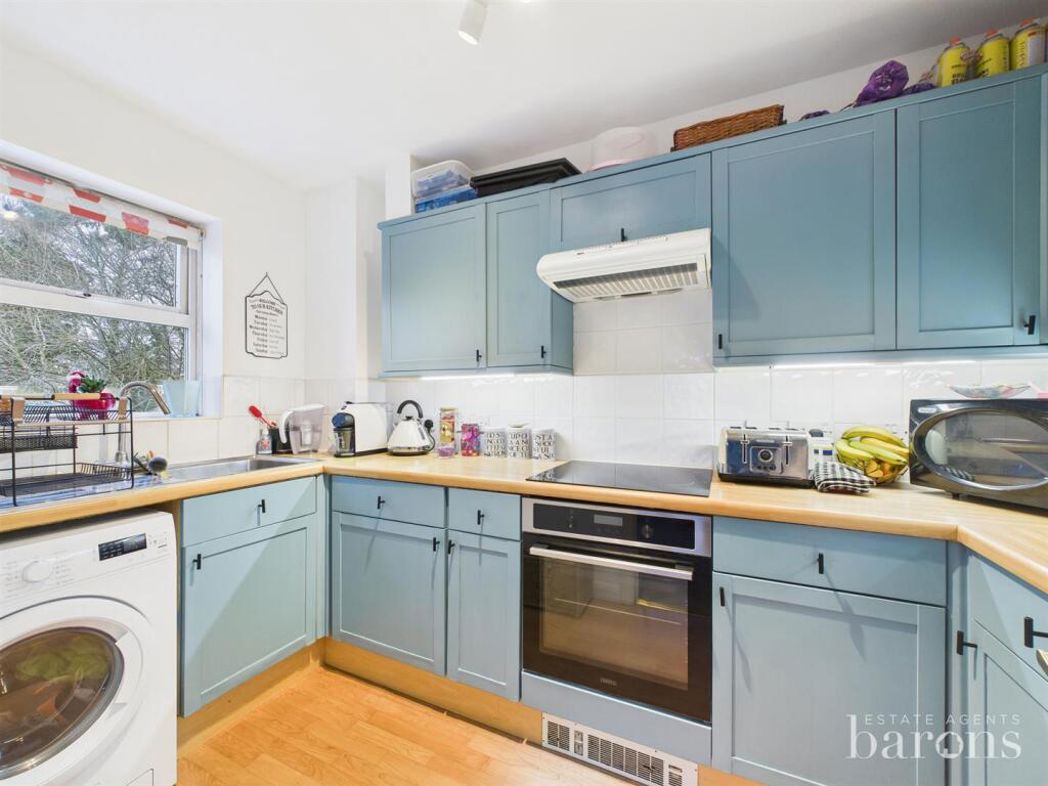 Property image 2 of 14
